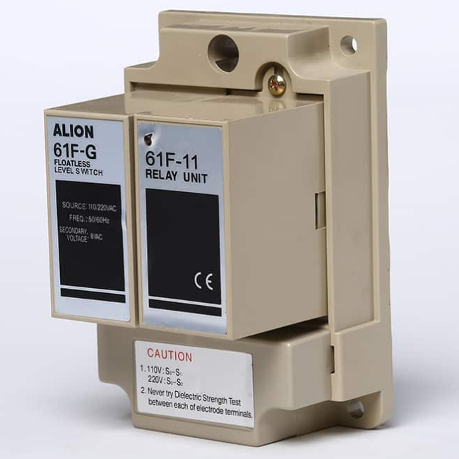 A time delay relay unit with a floatless level switch